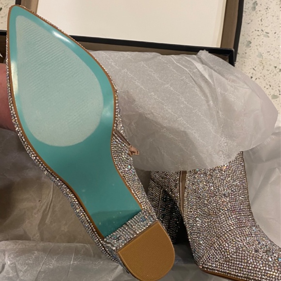 NEW Betsey Johnson Cady Rhinestone Booties - Picture 2 of 7